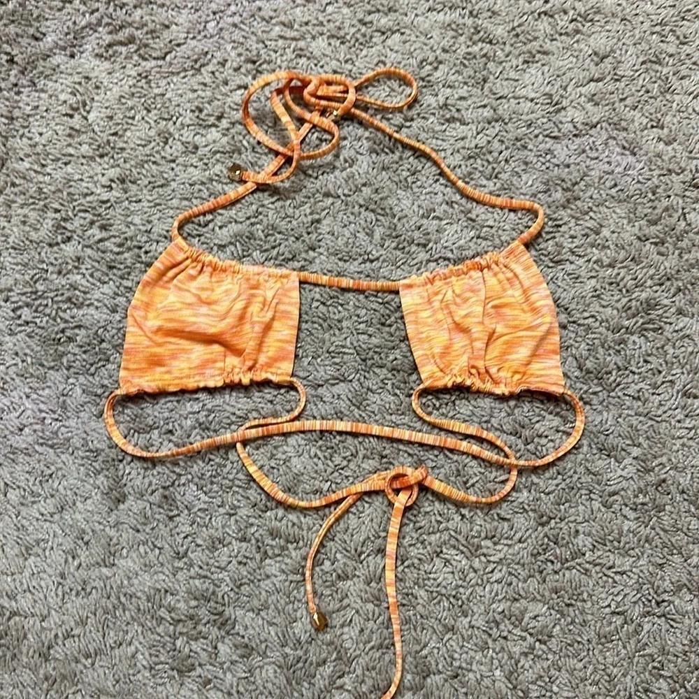 Lovers and Friends Treasure Top in Orange Space Dye - Picture 2 of 10